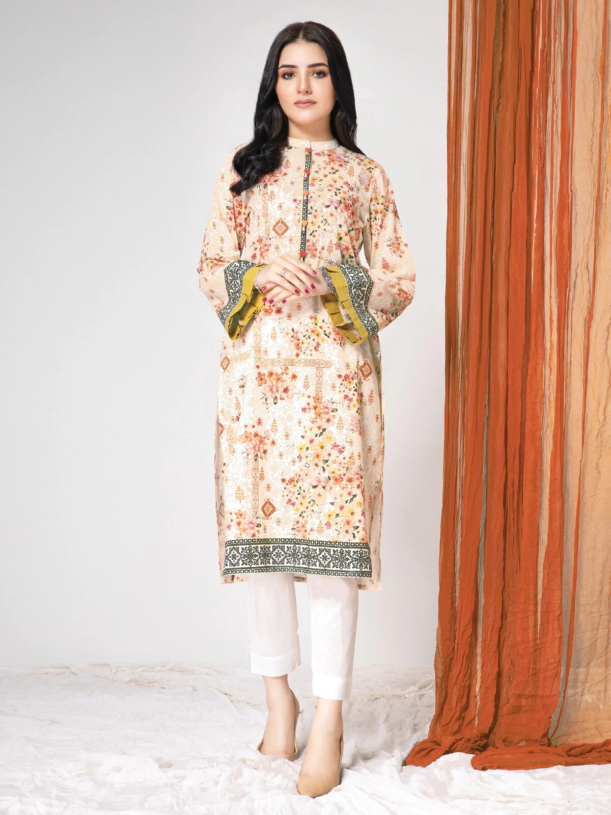 ER Light Beige Printed Lawn 1 Piece Unstitched