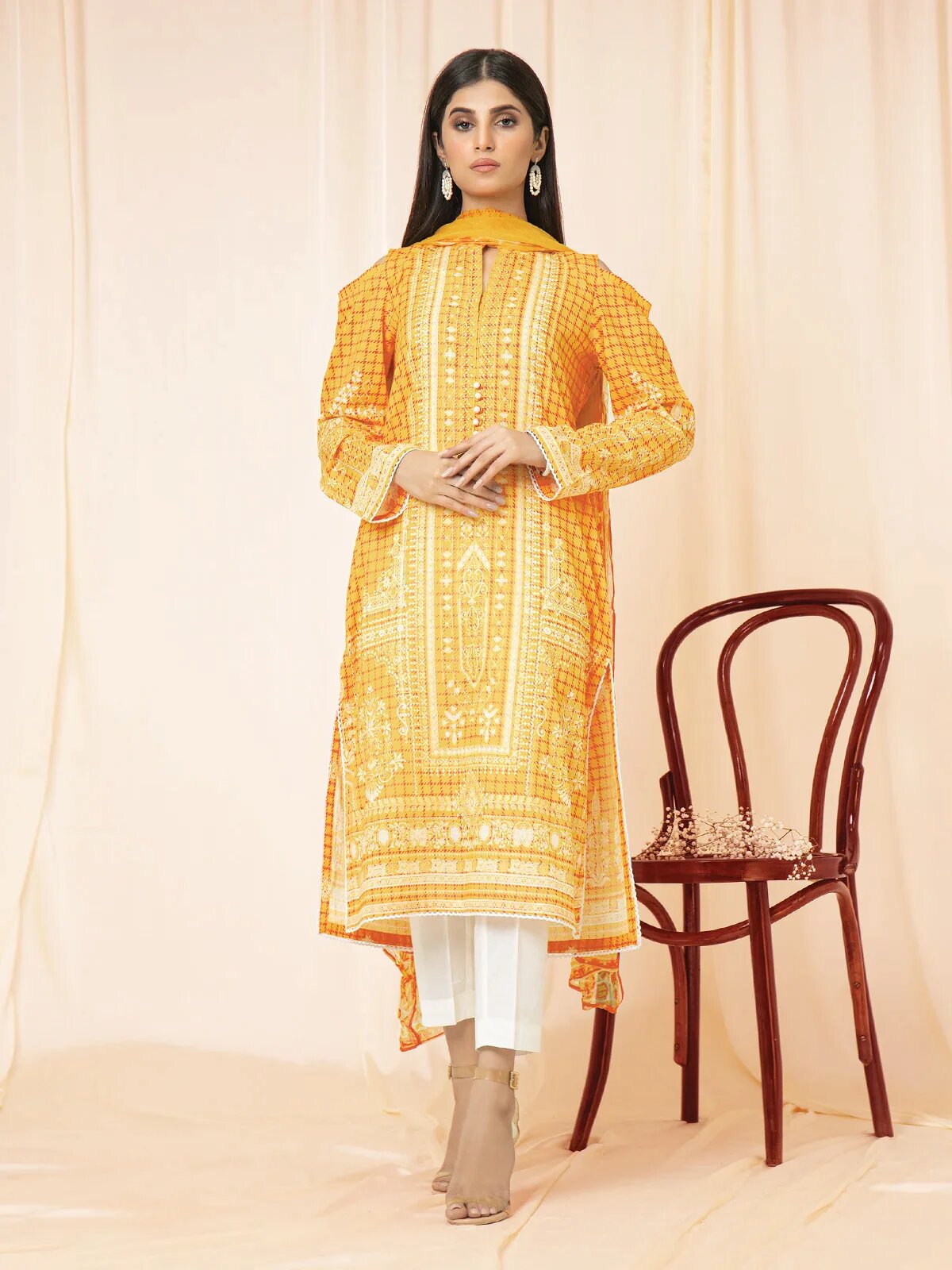 ER Yellow Printed Lawn 3 Piece Unstitched