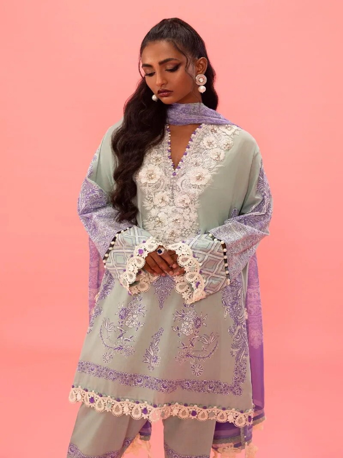 SS Embroidered Lawn 3 Piece Unstitched